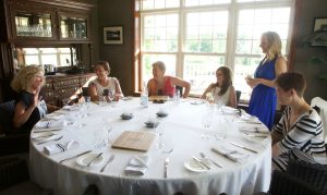 What is a mastermind group? How do you start a mastermind group? What kind of mastermind groups are best for entrepreneurs? Where can I find a good mastermind group? Caroline Frenette Certified Advanced Transformative Coach, The Three Principles, Intuitive Business Coach & Online Business Consultant