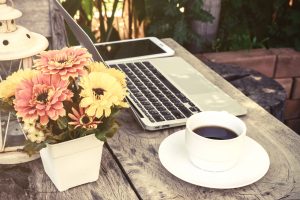 {PODCAST #2} Getting Out Of The Comfort Zone To Shake Things Up In Business